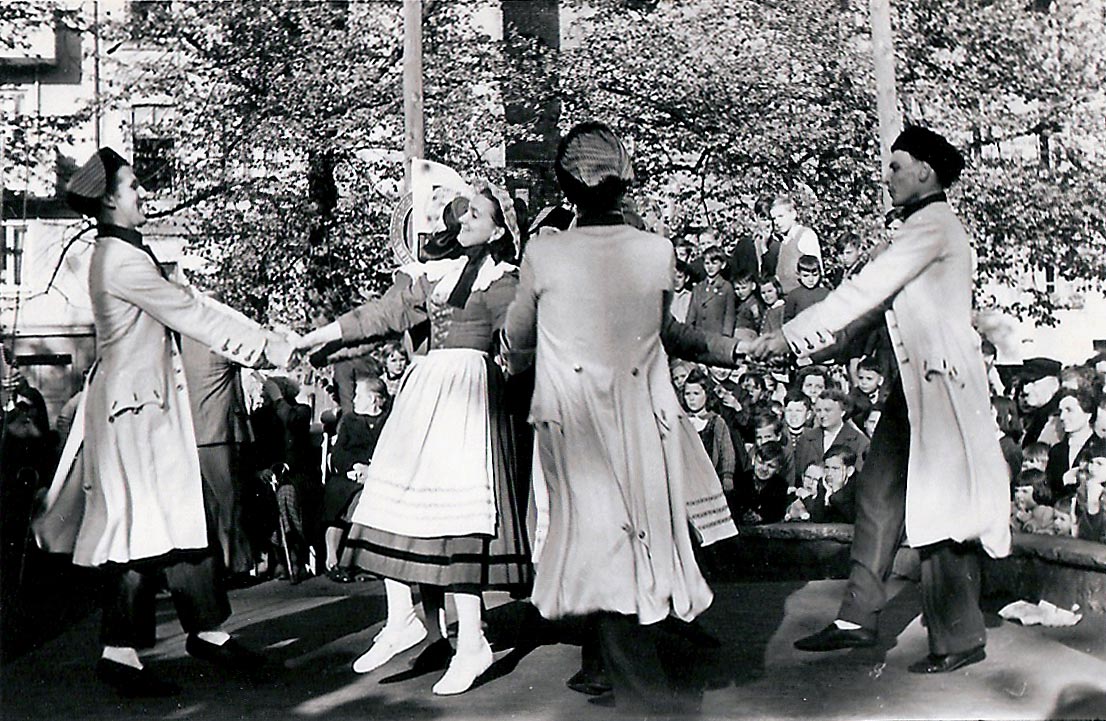 Niedersächsische Suite, Teil aus Windmüller 1957 in niedersächsischer Tracht